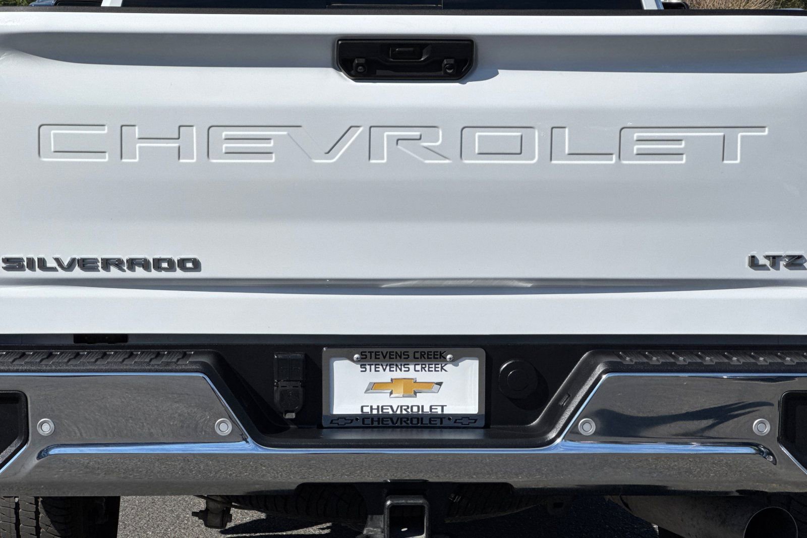 Used 2025 Chevrolet Silverado 2500 LTZ w/ LTZ Premium Package image 45
