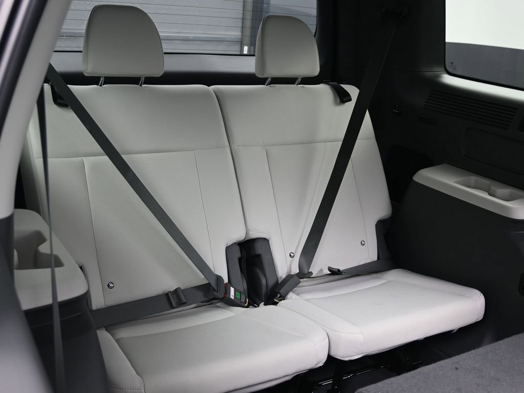 Used 2025 Hyundai Santa Fe SE image 32
