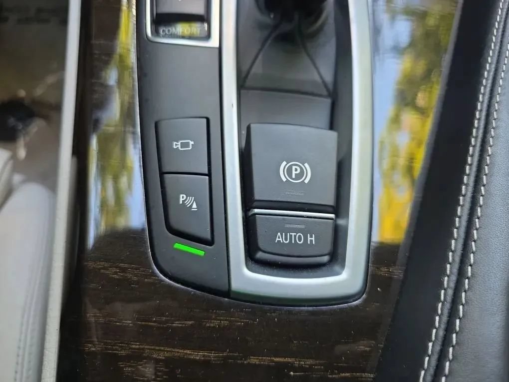 Used 2015 BMW 640i Gran Coupe RWD image 33