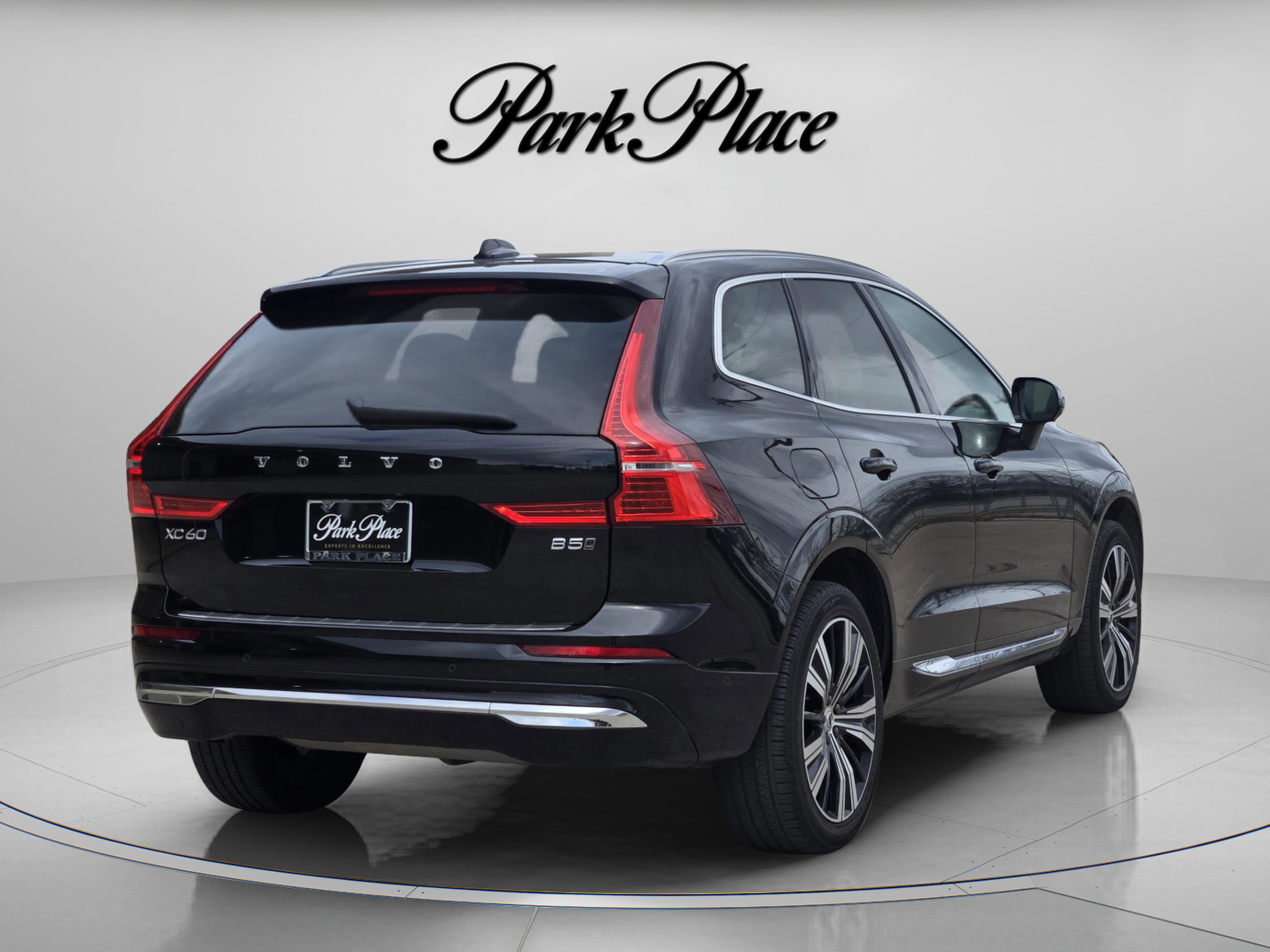 Used 2023 Volvo XC60 B5 Plus w/ Protection Package Premier AWD/4WD image 8