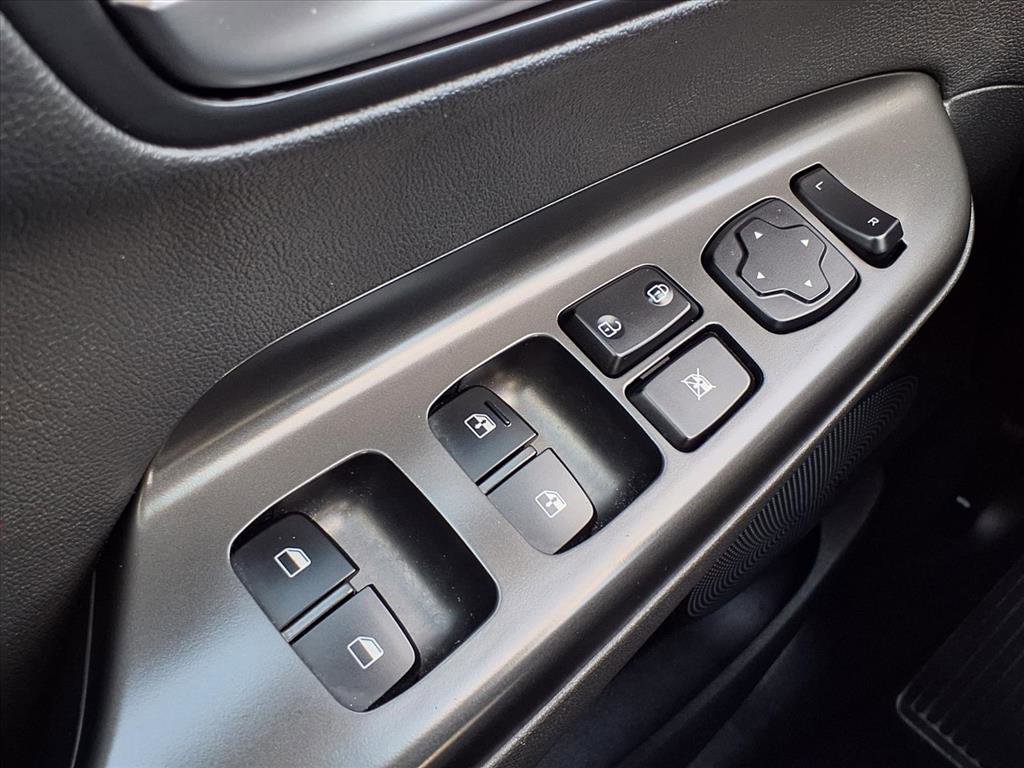 Used 2023 Hyundai Kona Limited w/ Cargo Package image 10