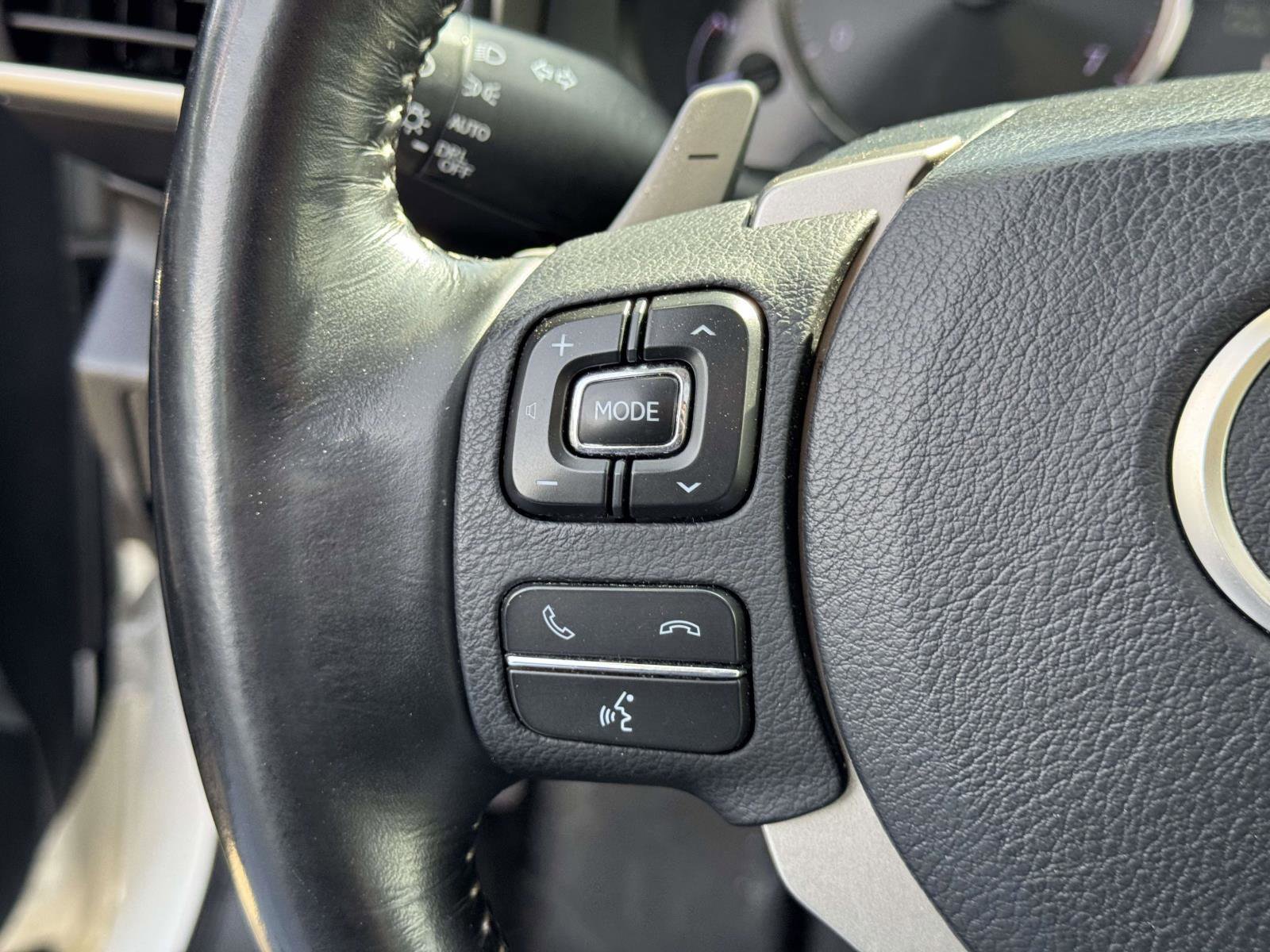 Used 2017 Lexus IS 300 AWD w/ Premium Package image 19