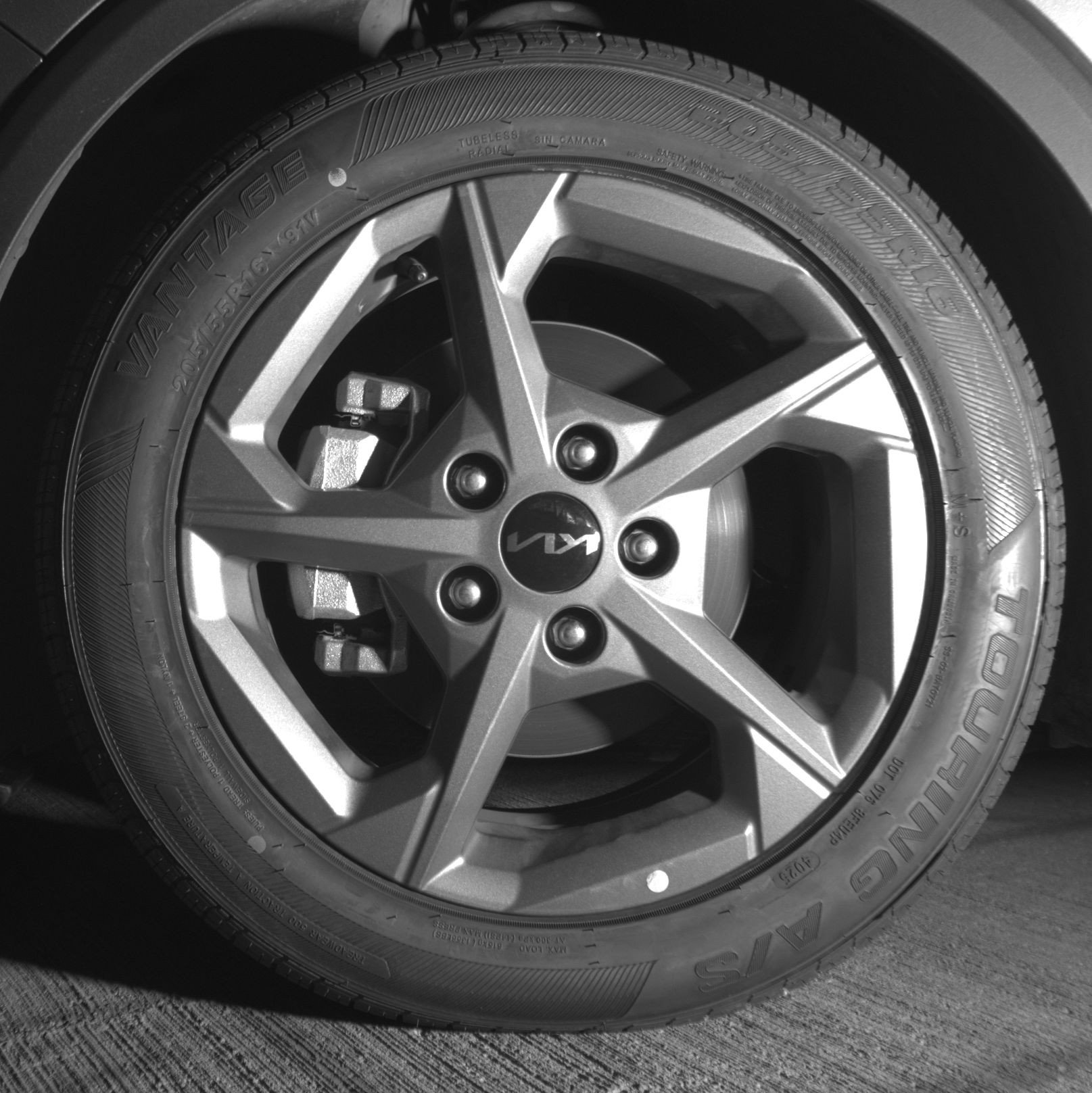 Used 2025 Kia K4 LXS image 12