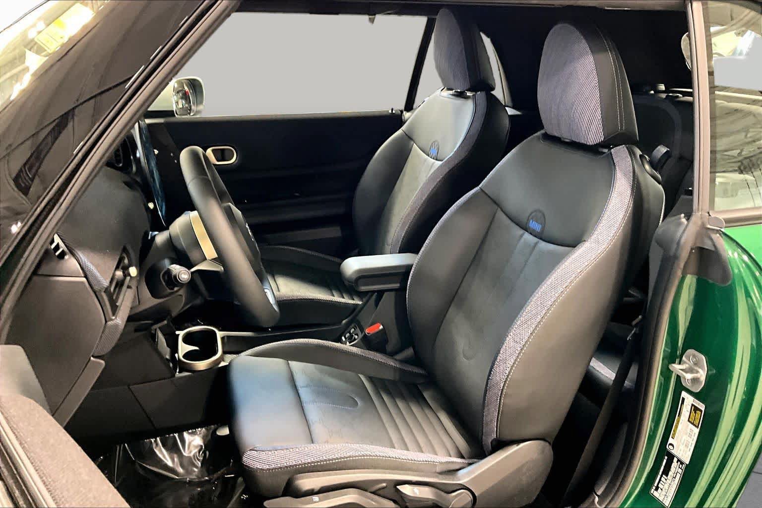 Used 2025 MINI Cooper Convertible FWD image 9