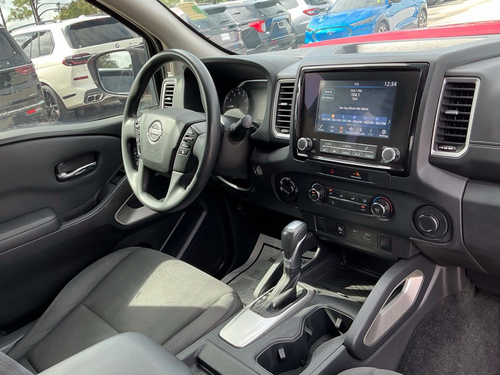 Used 2022 Nissan Frontier SV w/ Technology Package AWD/4WD image 15