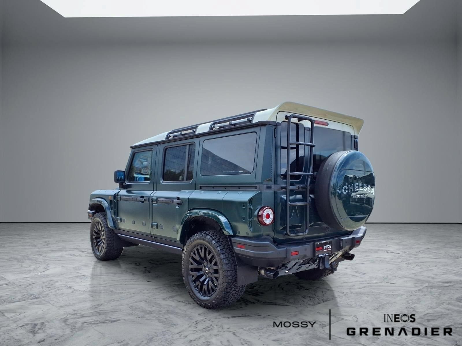 Used 2025 INEOS Grenadier Station Wagon AWD/4WD image 2