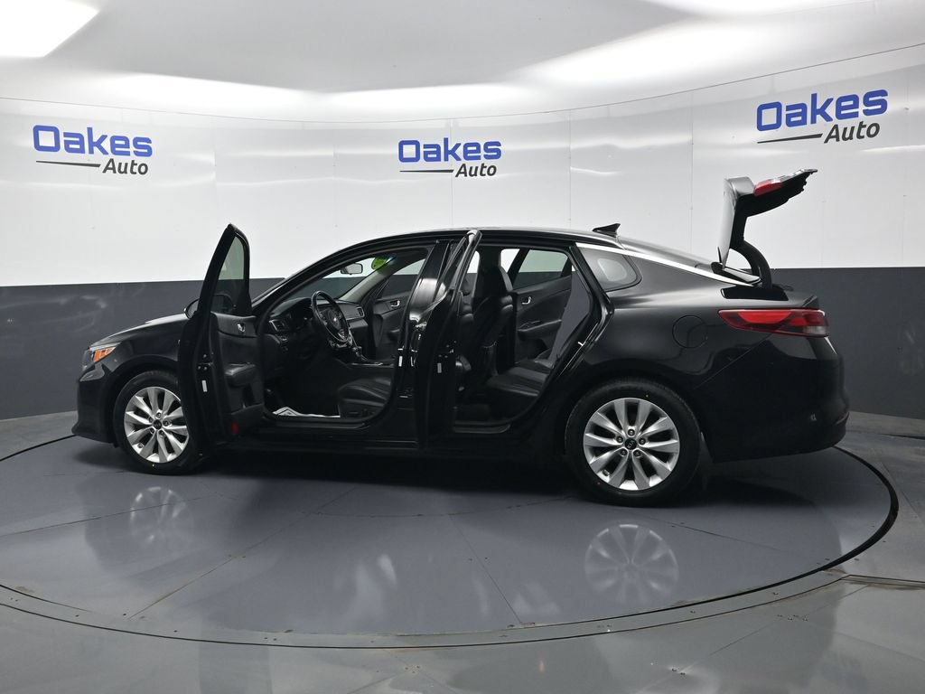 Used 2018 Kia Optima S FWD image 52