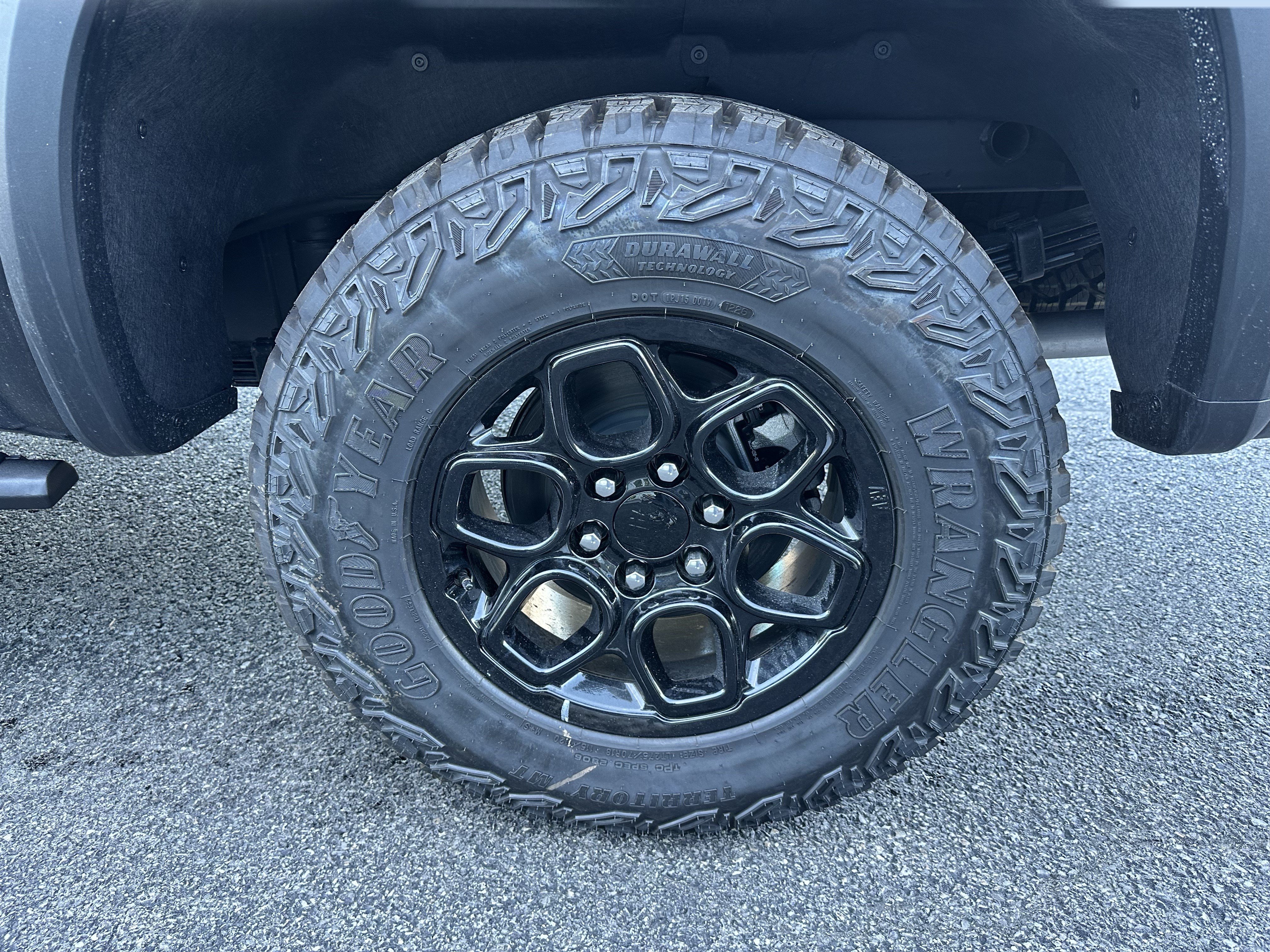 New 2026 Chevrolet Silverado 1500 ZR2 w/ ZR2 Bison Edition AWD/4WD image 8