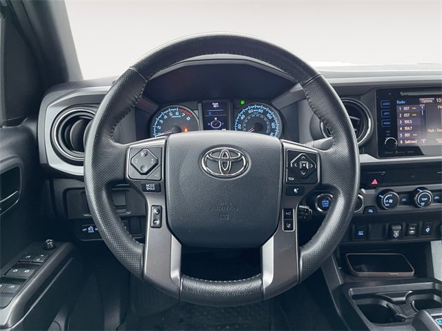 Used 2019 Toyota Tacoma TRD Sport image 12