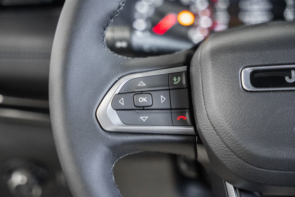 New 2025 Jeep Compass Limited w/ Sun & Sound Group image 27