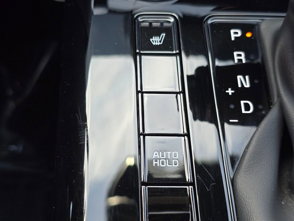 Used 2024 Kia Niro EX Touring image 35