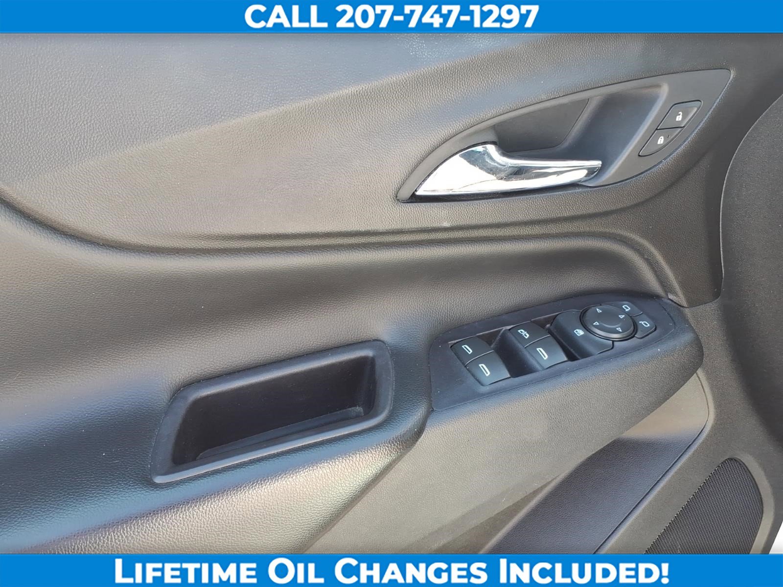 Used 2018 Chevrolet Equinox LT AWD/4WD image 11
