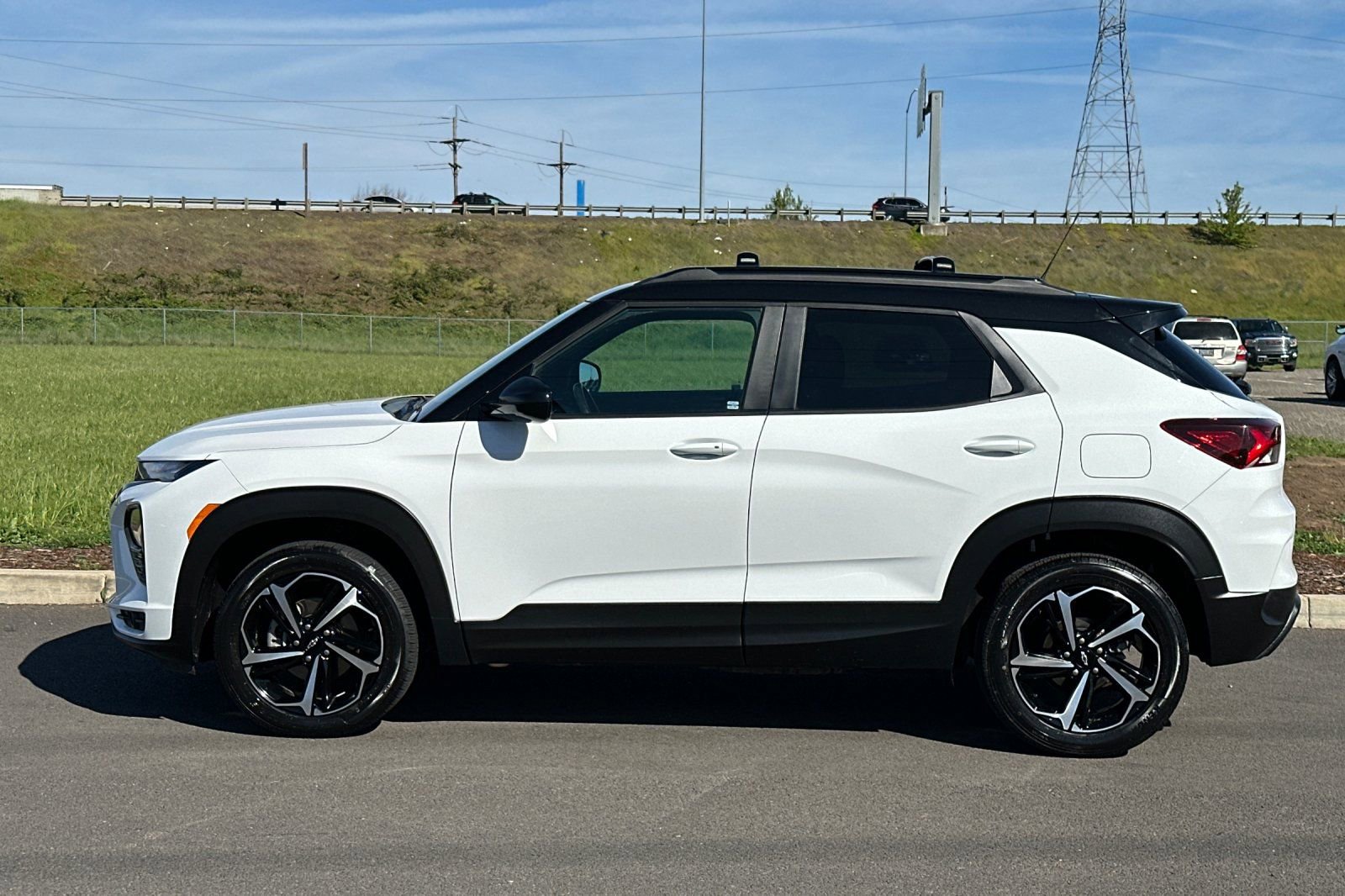Used 2023 Chevrolet TrailBlazer RS AWD/4WD image 6