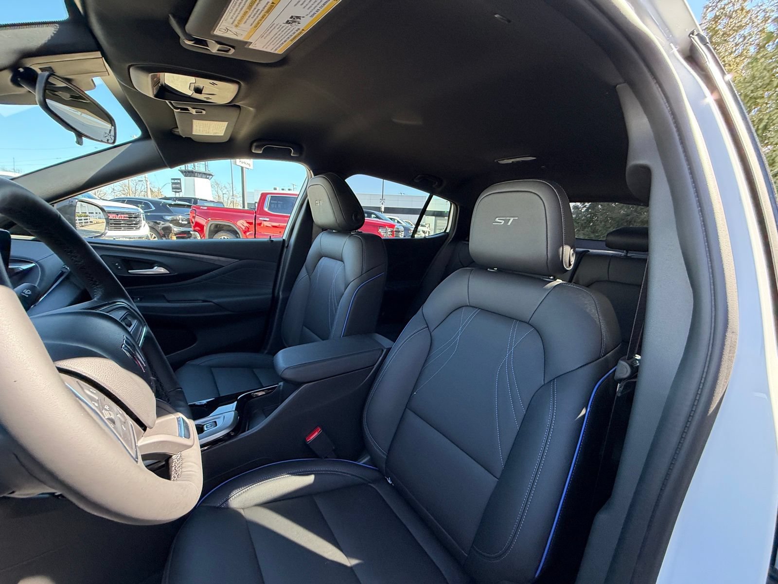 New 2026 Buick Envista Sport Touring w/ Convenience I Package FWD image 11