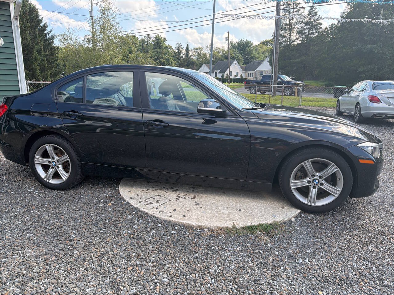 Used 2014 BMW 328i xDrive Sedan AWD/4WD image 3