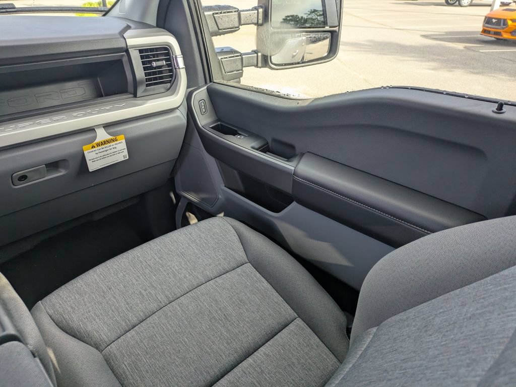 New 2026 Ford F250 XL w/ STX Appearance Package AWD/4WD image 15