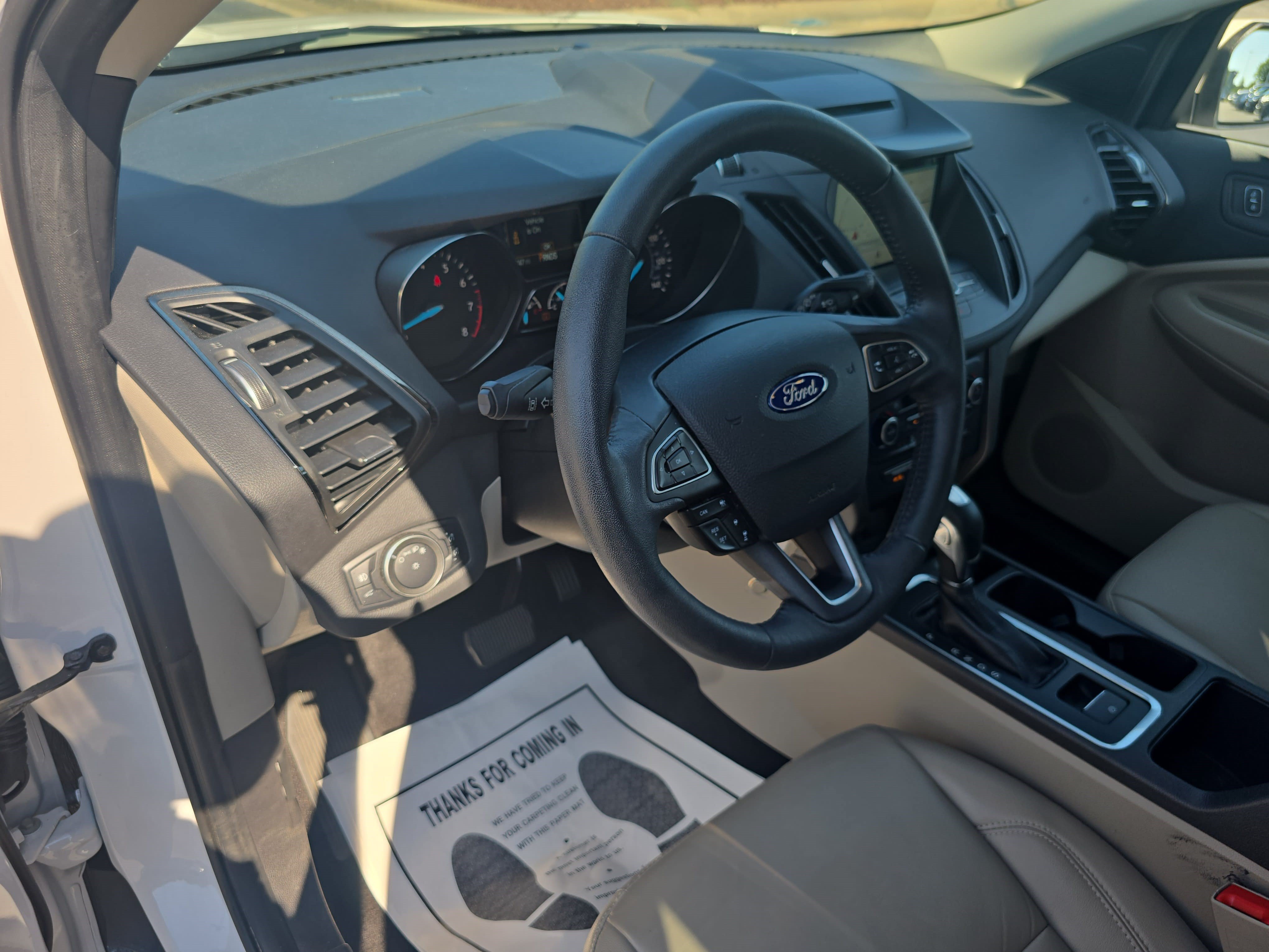 Used 2018 Ford Escape SEL w/ Ford Safe & Smart Package AWD/4WD image 15