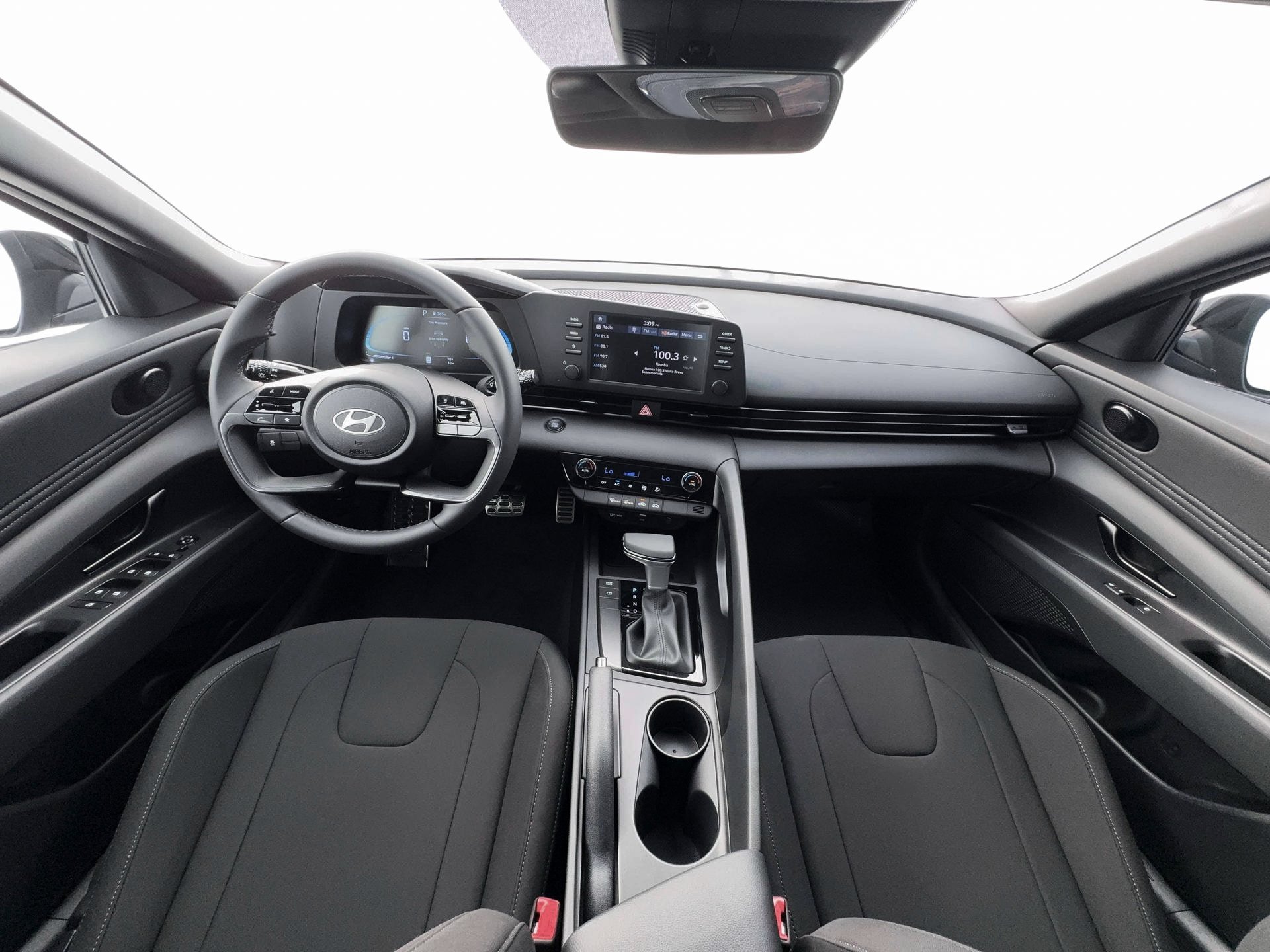 New 2026 Hyundai Elantra Sport FWD image 13