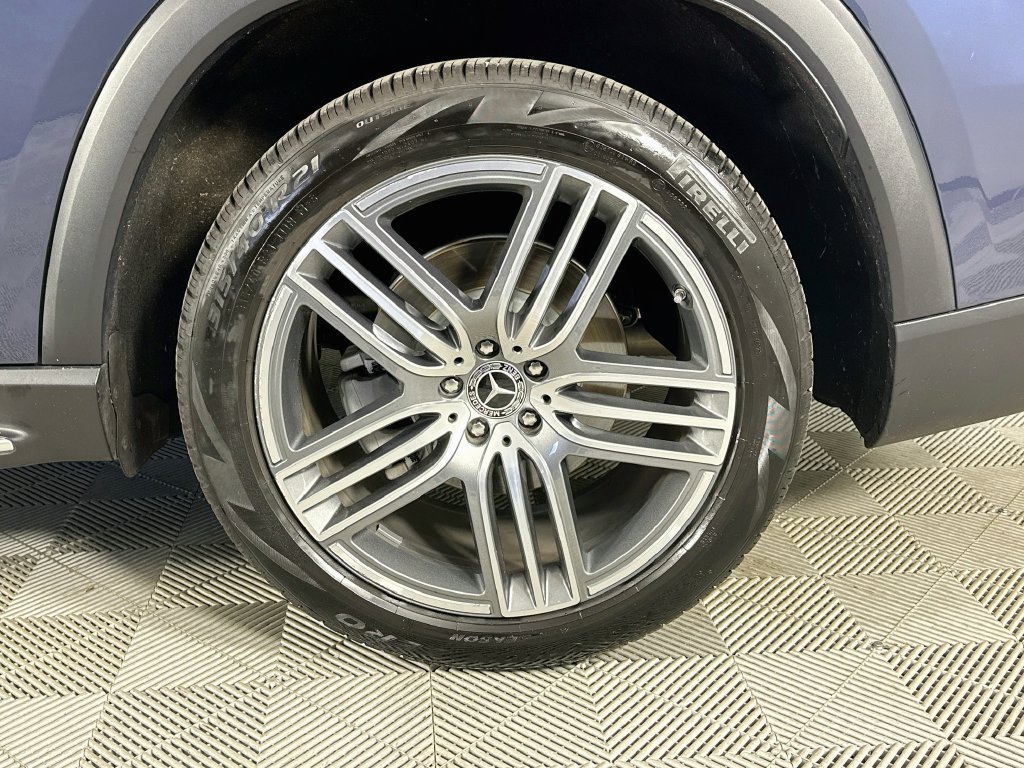 Used 2024 Mercedes-Benz GLS 450 4MATIC image 33