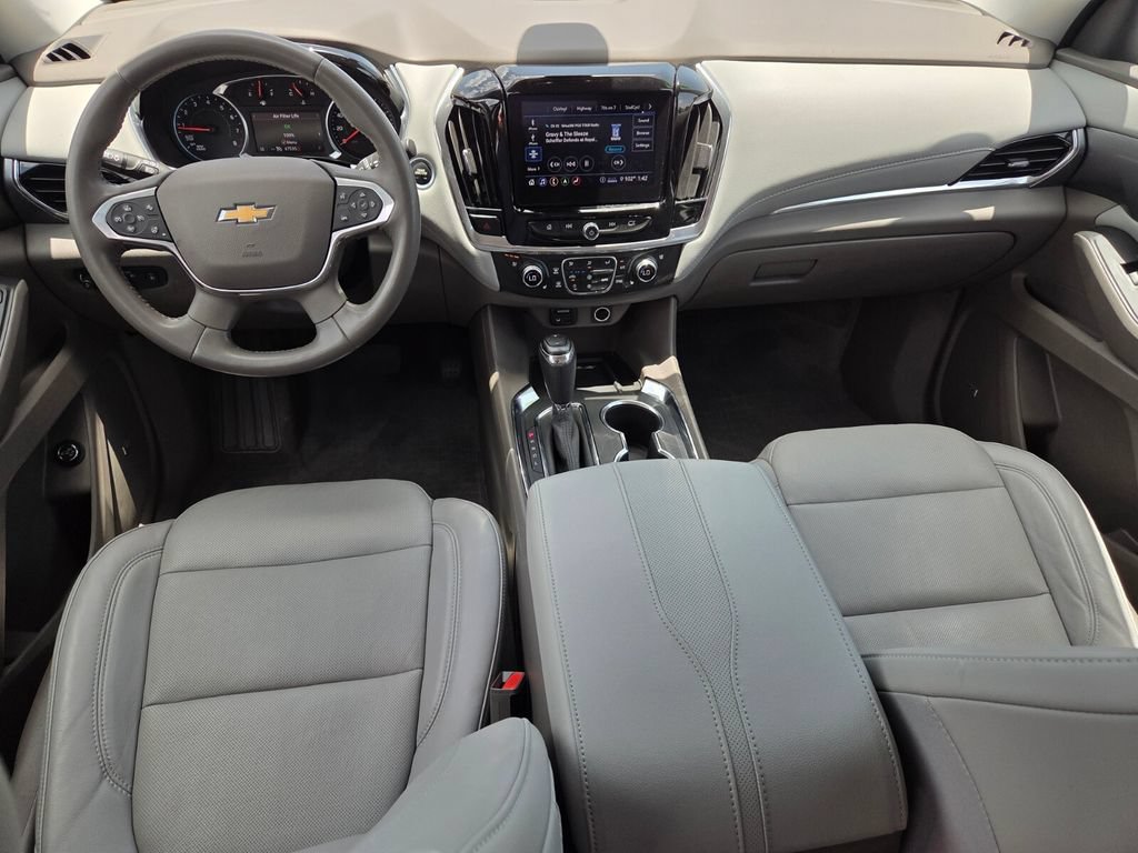 Used 2020 Chevrolet Traverse Premier w/ LPO, Floor Liner Package FWD image 10