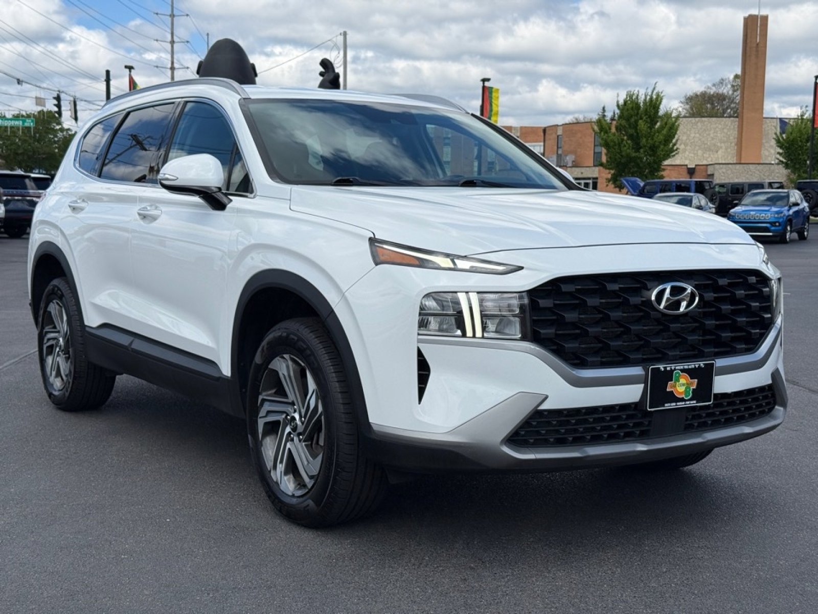 Used 2023 Hyundai Santa Fe SEL AWD/4WD image 2
