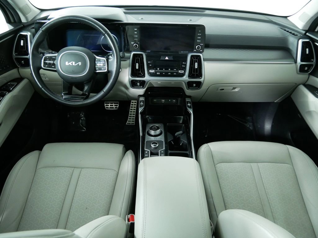 Certified 2023 Kia Sorento SX Prestige image 18