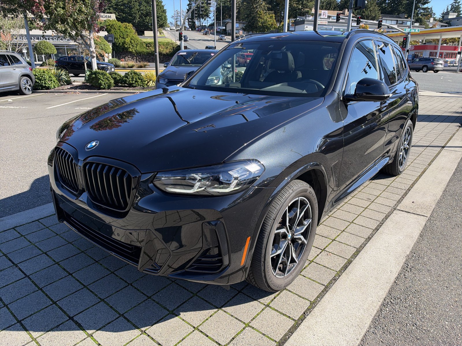 Used 2023 BMW X3 xDrive30i w/ M Sport Package AWD/4WD image 1