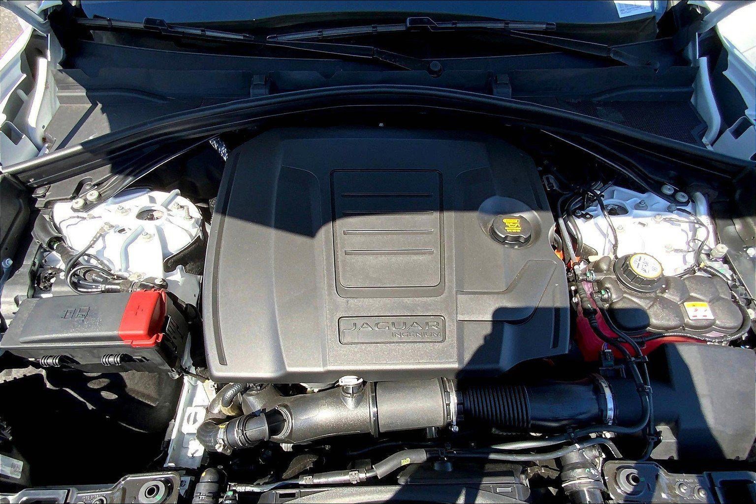 New 2026 Jaguar F-PACE R-Dynamic S image 13