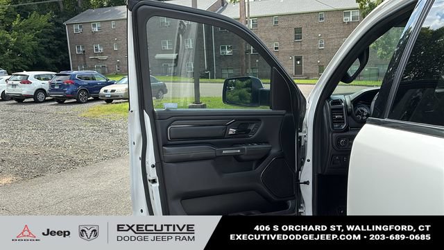 Used 2022 RAM 1500 Limited w/ Body-Colour Bumper Group AWD/4WD image 9