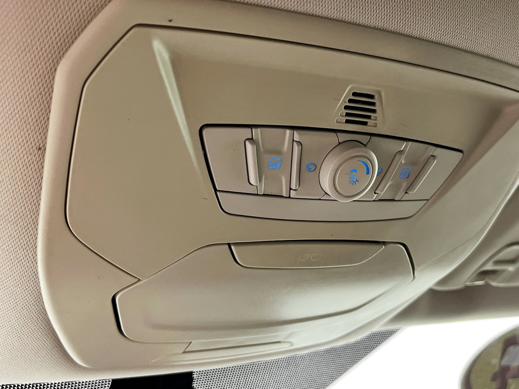 Used 2014 Ford Escape Titanium w/ Equipment Group 401A image 22