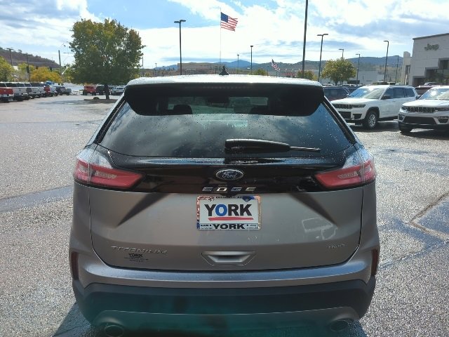 Used 2024 Ford Edge Titanium image 5