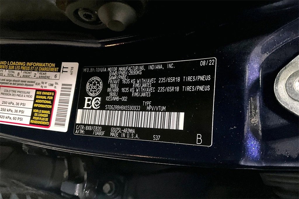 Used 2022 Toyota Highlander XLE image 19