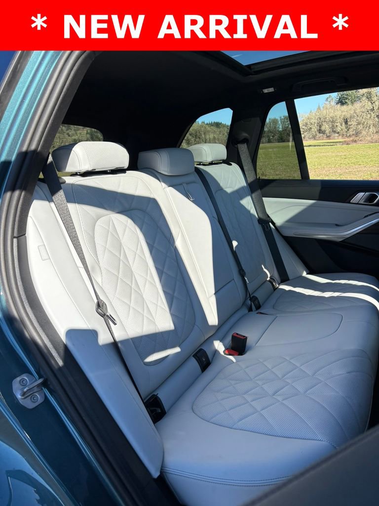 Used 2025 BMW X5 xDrive40i w/ Premium Package image 26