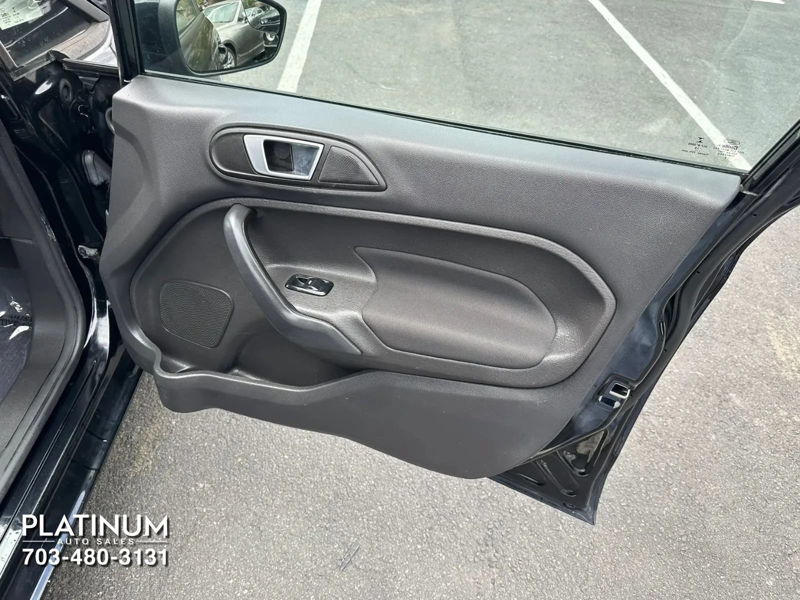 Used 2016 Ford Fiesta SE w/ Equipment Group 201A FWD image 13