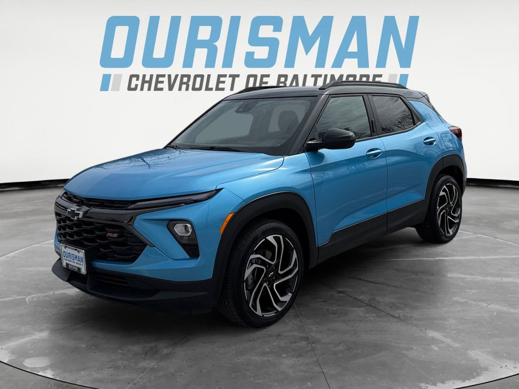 Used 2025 Chevrolet TrailBlazer RS w/ Convenience Package image 2