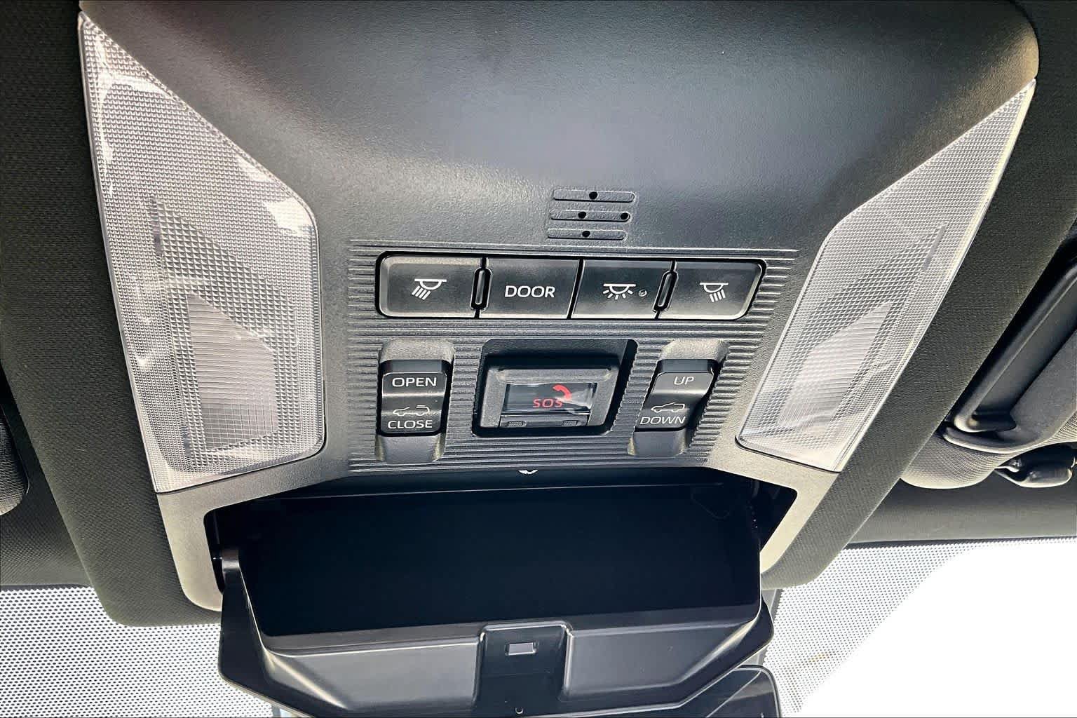 Used 2020 Toyota RAV4 XSE AWD/4WD image 35