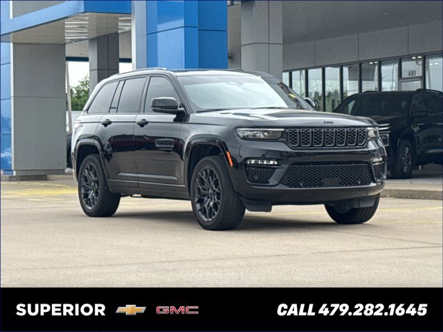 Used 2025 Jeep Grand Cherokee Summit AWD/4WD image 1