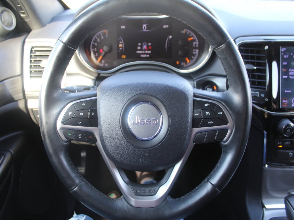 Used 2019 Jeep Grand Cherokee Altitude image 16