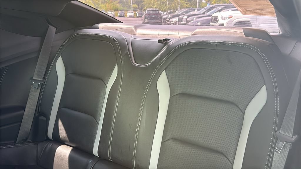 Used 2022 Chevrolet Camaro LT w/ Technology Package RWD image 27