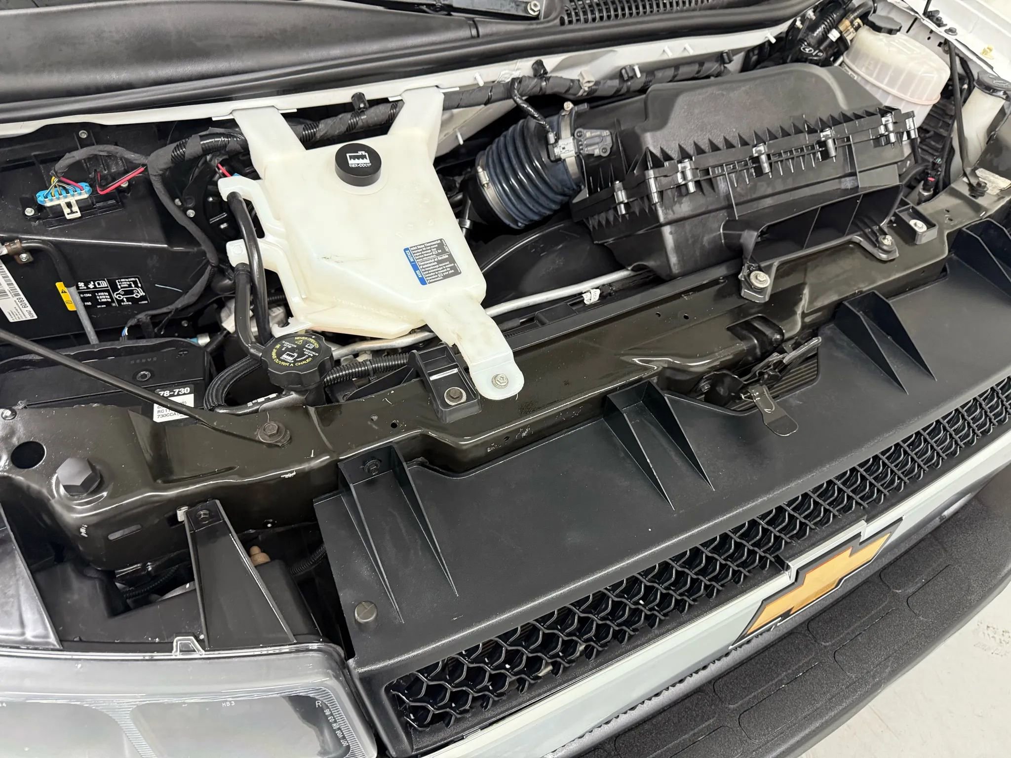 Used 2021 Chevrolet Express 2500 w/ Driver Convenience Package image 40