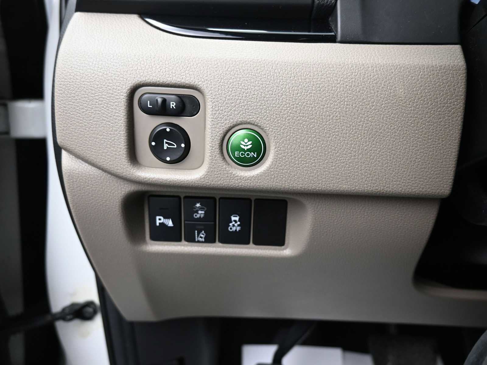 Used 2021 Honda Pilot Touring image 10