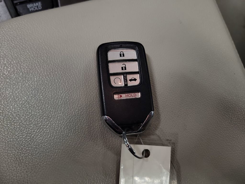 Used 2019 Honda Accord EX image 16