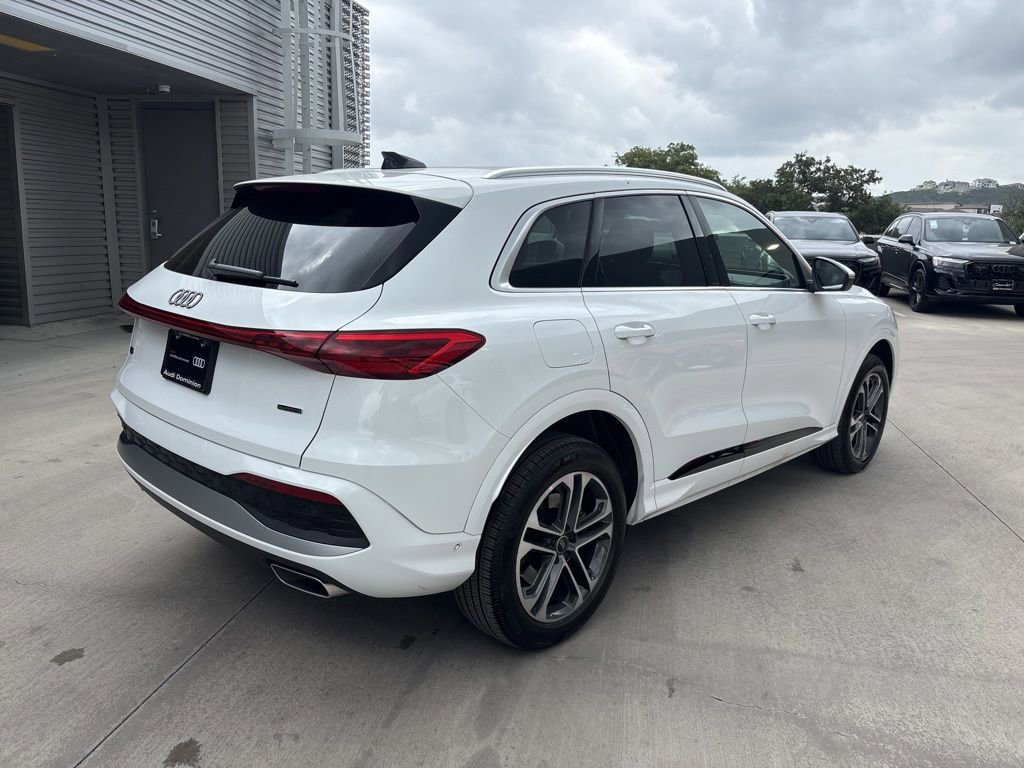 Used 2025 Audi Q5 Premium Plus w/ Premium Plus AWD/4WD image 6