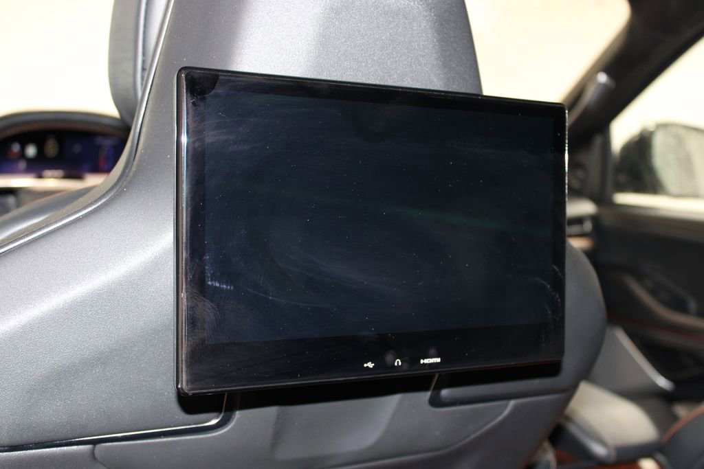 Used 2025 Lincoln Navigator Black Label AWD/4WD image 32