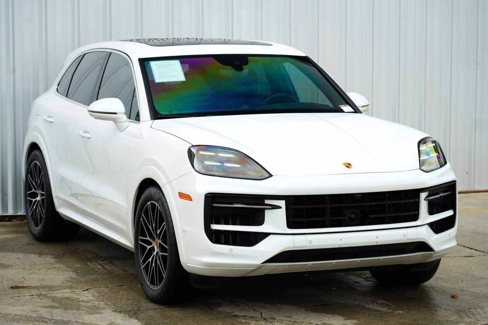 Used 2024 Porsche Cayenne S w/ Premium Package Plus image 60