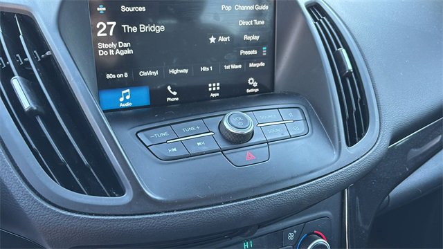 Used 2019 Ford Escape SE image 18