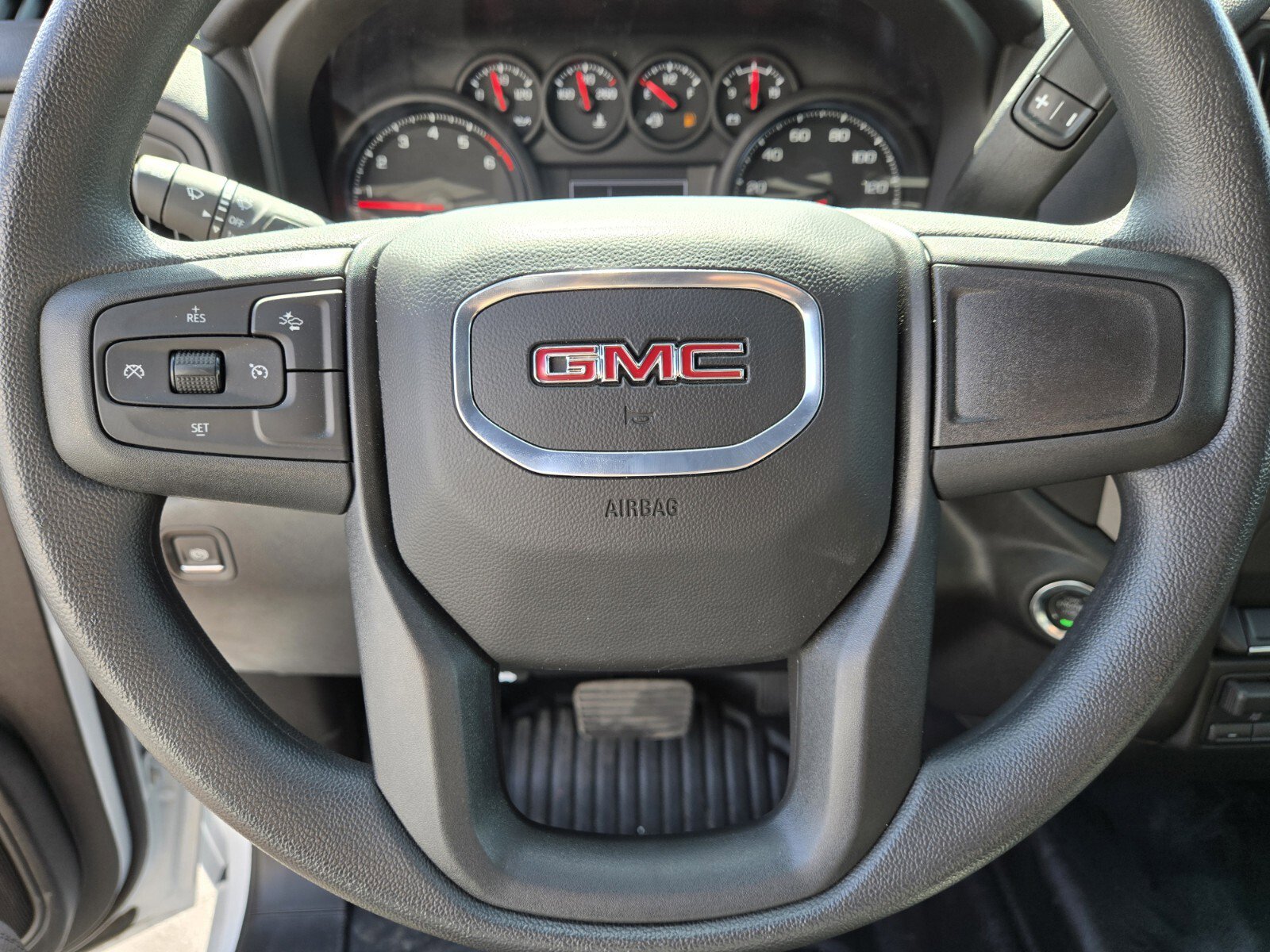 New 2025 GMC Sierra 2500 Pro w/ Convenience Package image 10