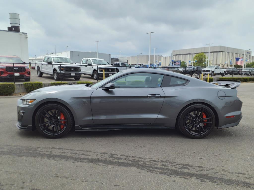 Used 2022 Ford Mustang Shelby GT500 w/ Technology Package image 2