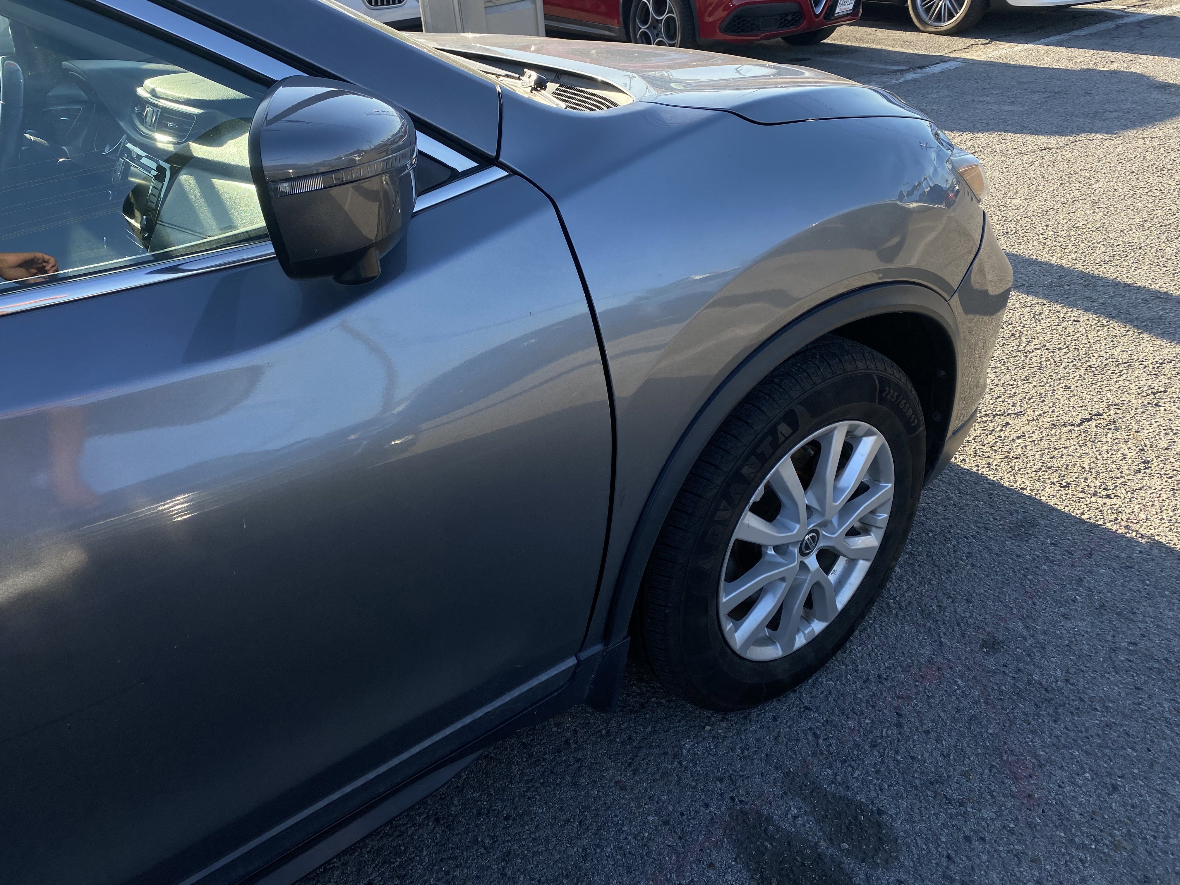 Used 2018 Nissan Rogue SV w/ Premium Package image 27