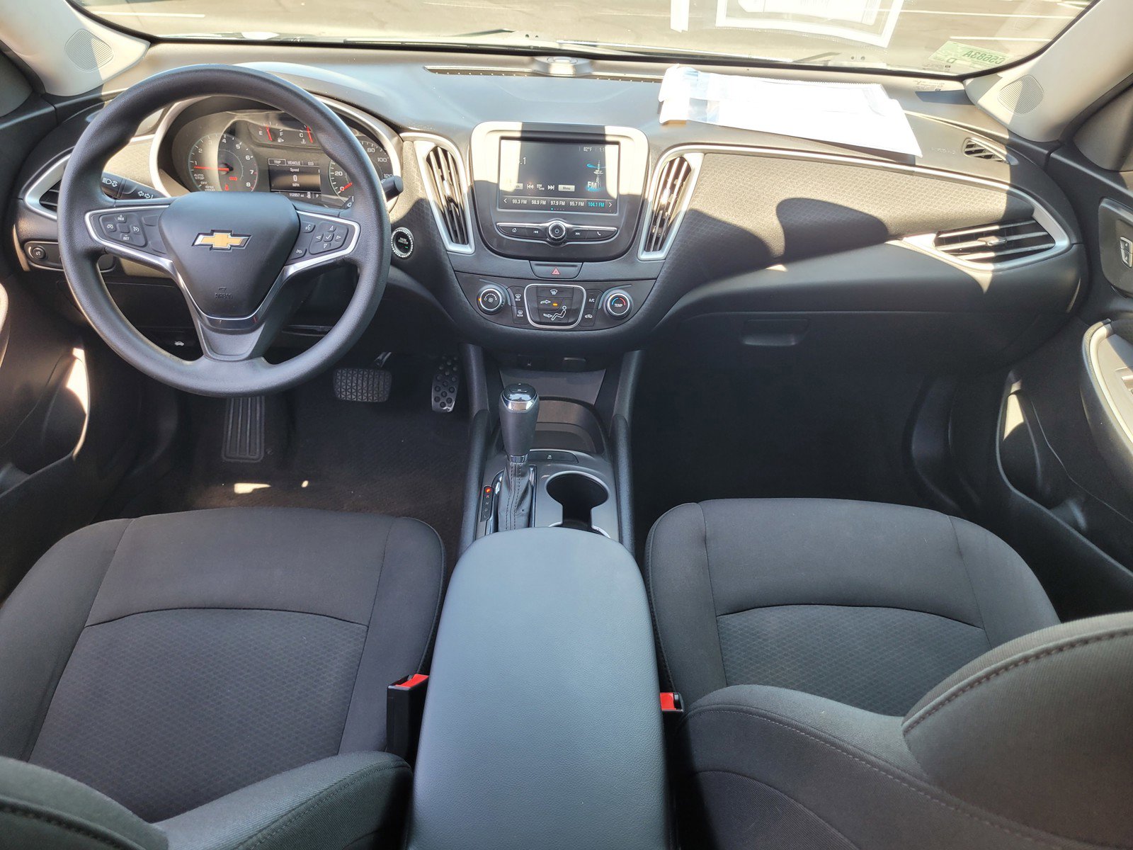 Used 2018 Chevrolet Malibu LS FWD image 14